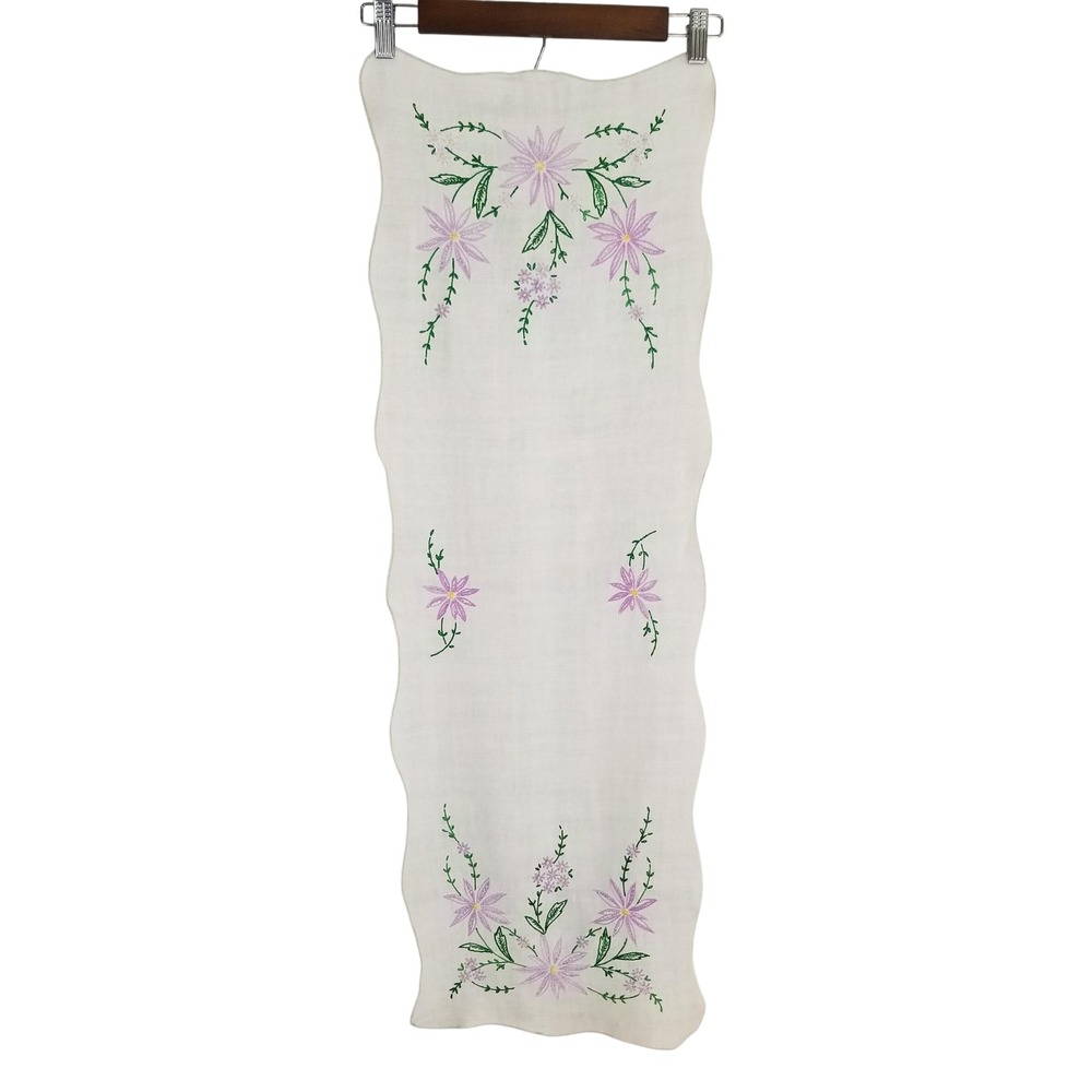 Vintage Hand Embroidered Floral Linen Table Runner White‎ Purple Scalloped Edge